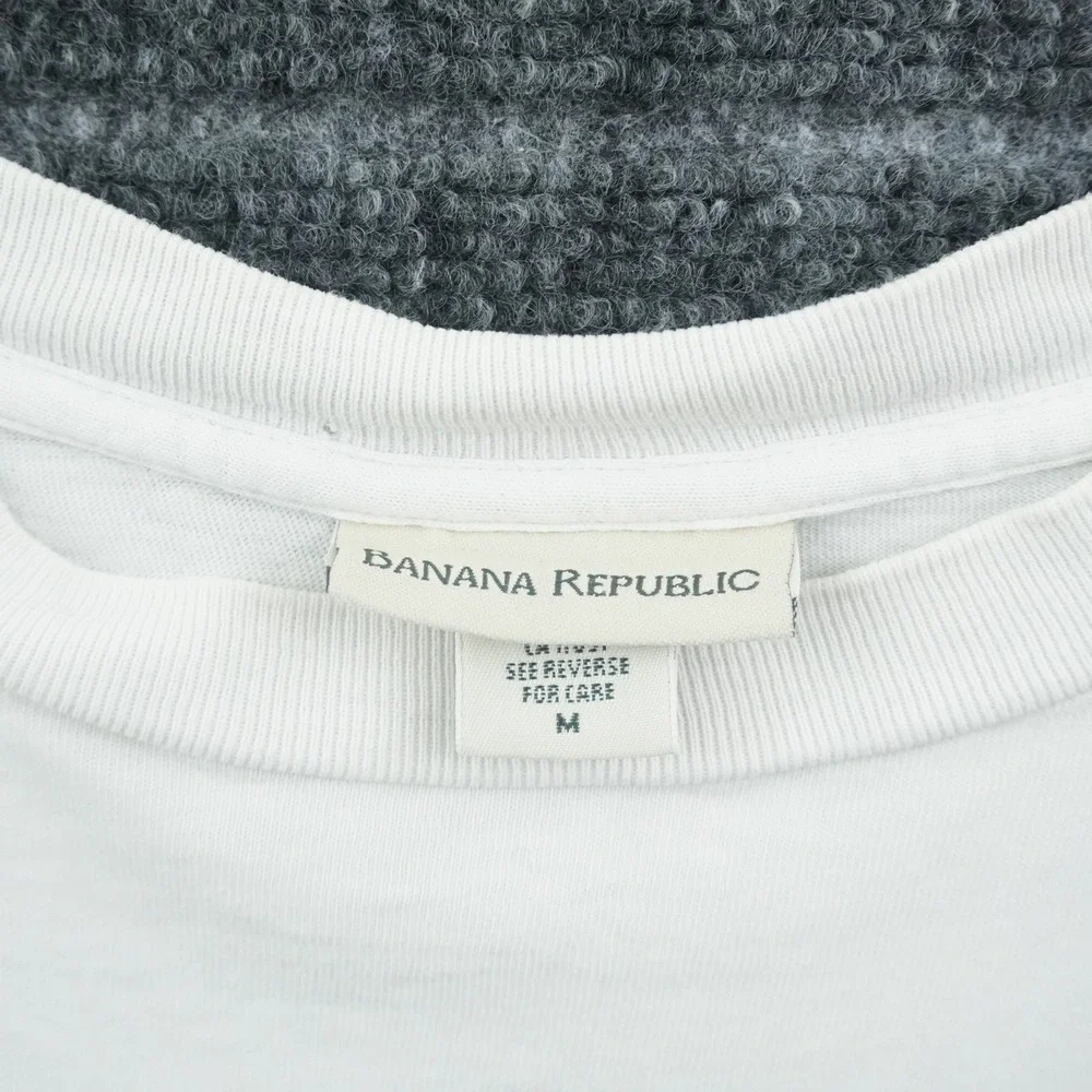 Banana Republic Graphic T-Shirt Mens M White Globe Pocket Single Stitch USA